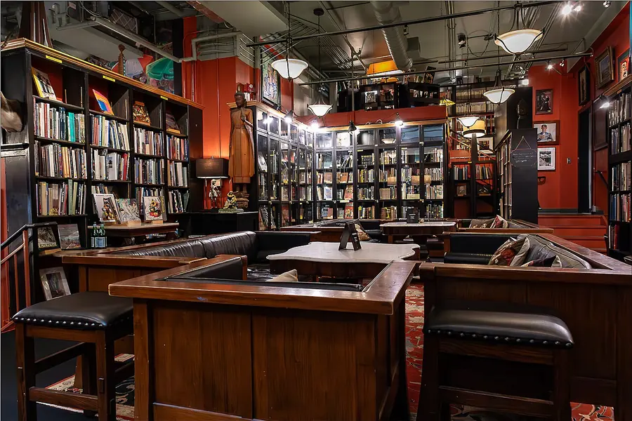 Battery Park Book Exchange, Asheville