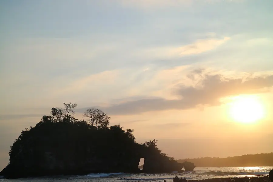 Crystal Bay Beach, Bali
