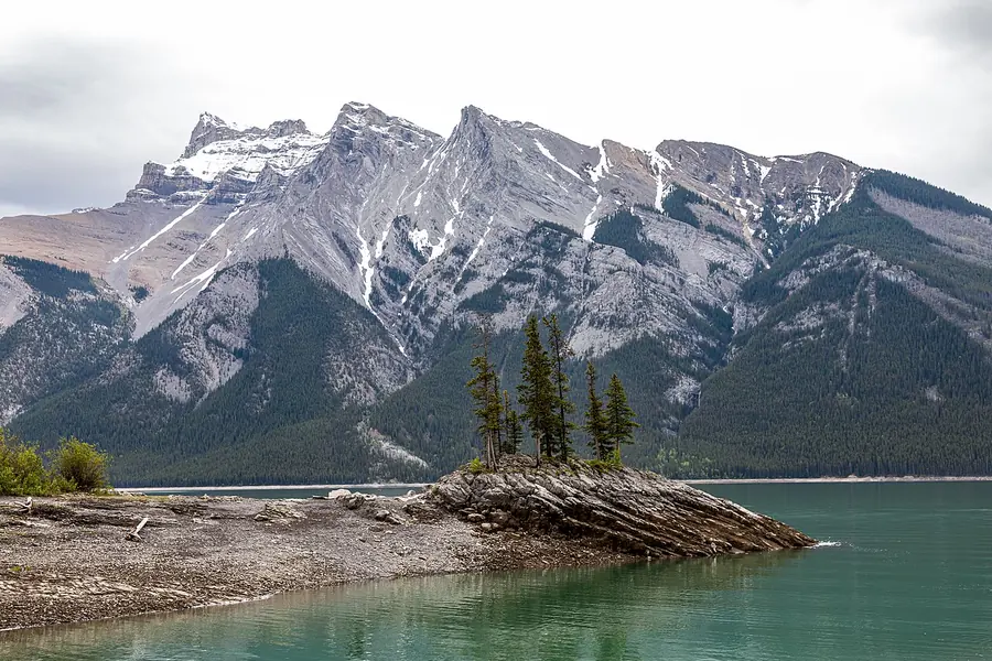 Lake Minnewanka, Banff