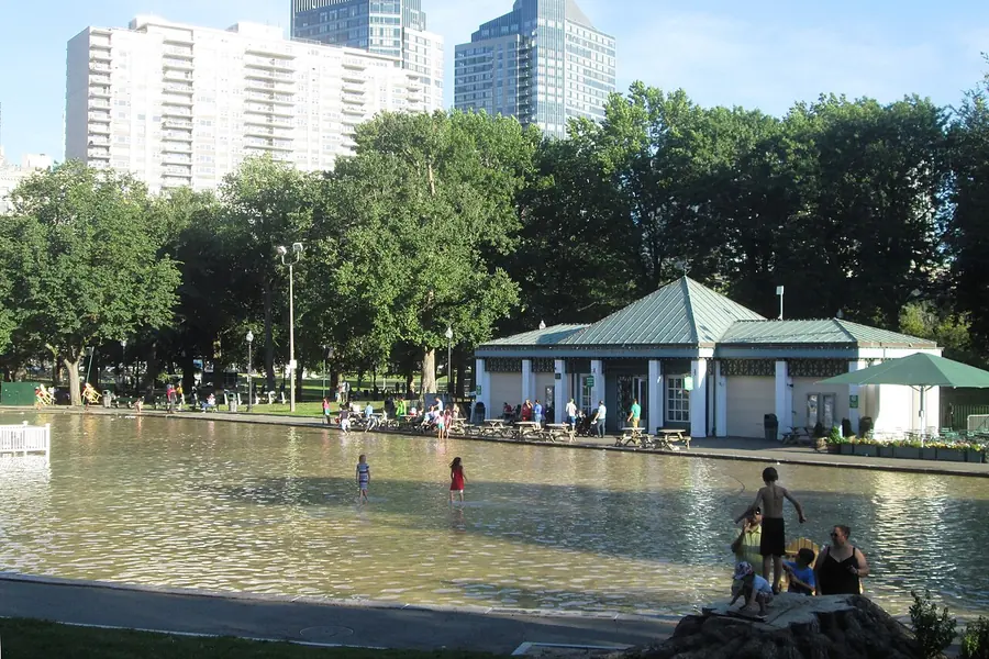 Boston Common + Frog Pond, Boston