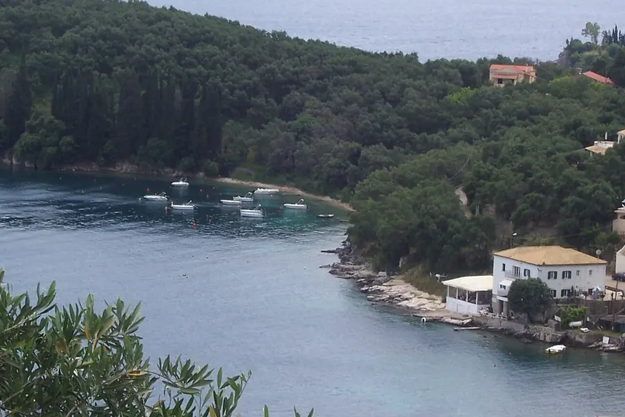 Kalami & the White House, Corfu