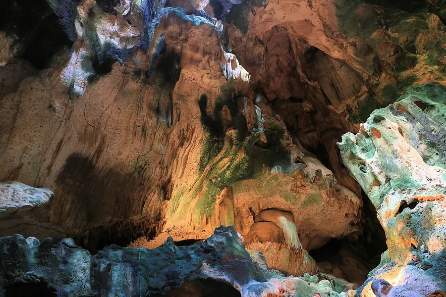 Hato Caves, Curacao