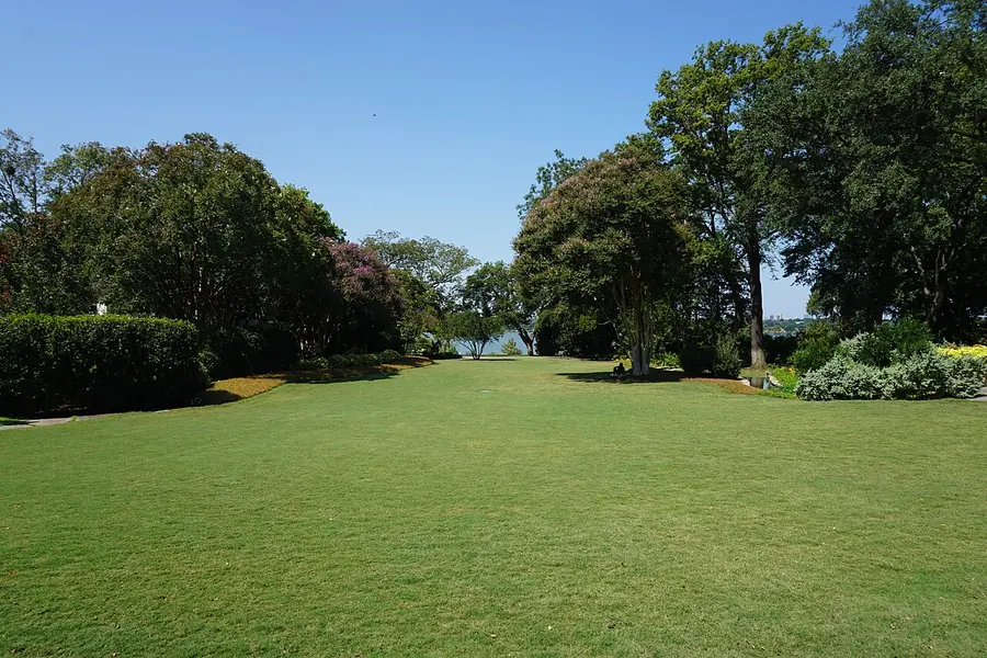 Dallas Arboretum and Botanical Garden, Dallas