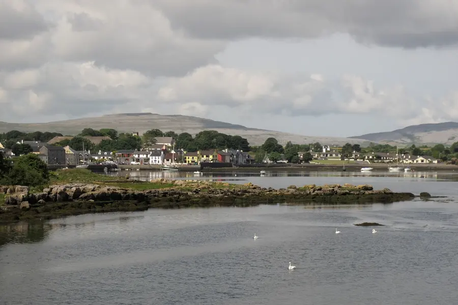 Dunguaire Castle & Kinvara, Galway