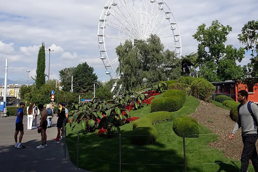 Jardin Anglais & Flower Clock, Geneva