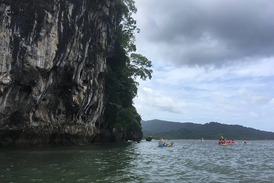 Ao Thalane Kayaking, Krabi