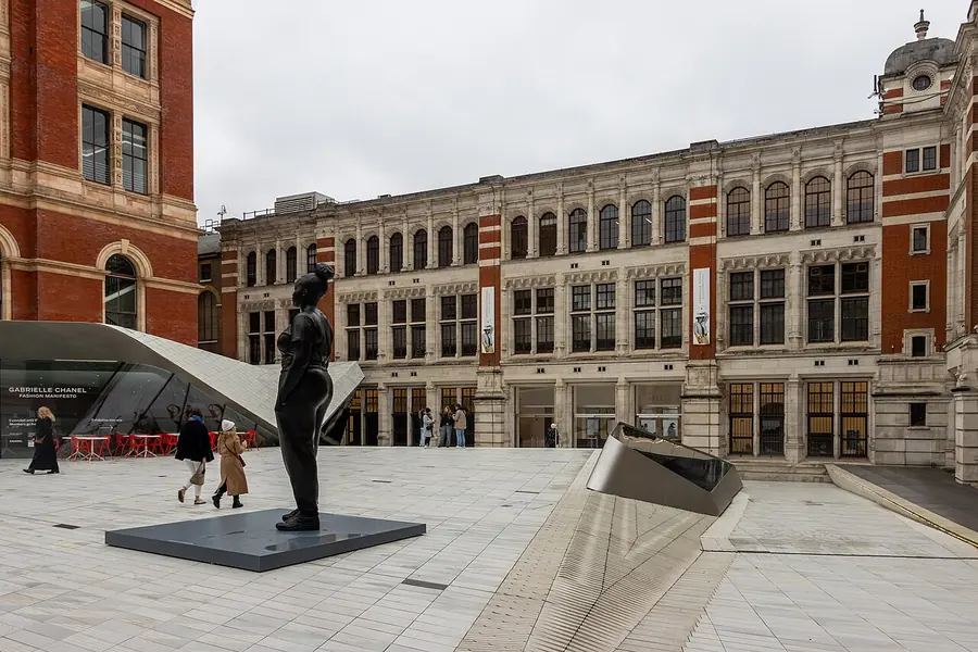 Victoria & Albert Museum, London