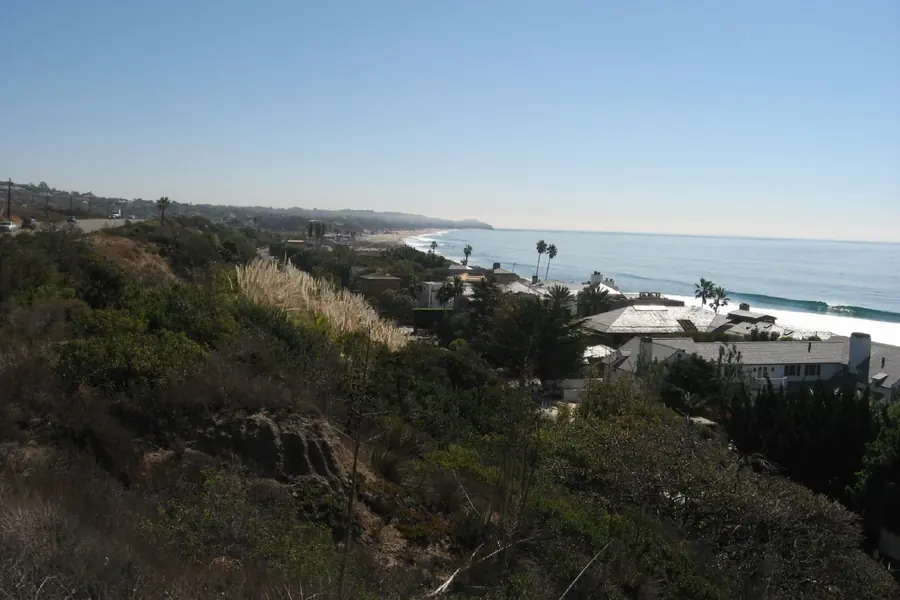 Pacific Coast Highway North to Malibu, Los Angeles