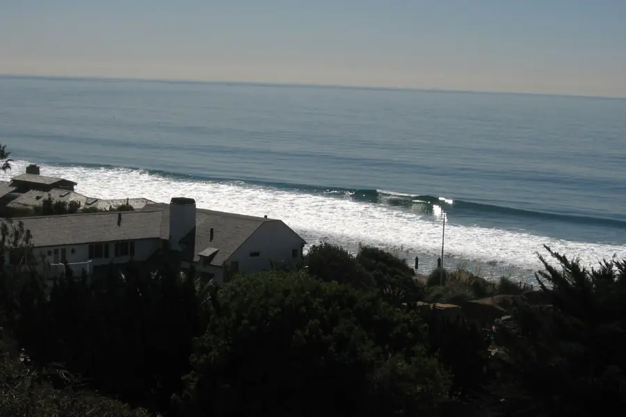 Pacific Coast Highway North to Malibu, Los Angeles