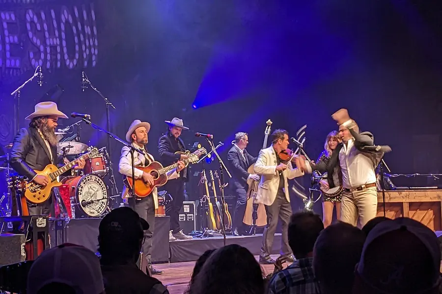 Show at the Ryman Auditorium, Nashville