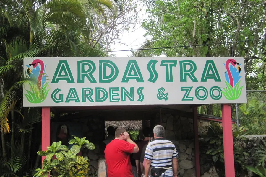 Ardastra Gardens & Zoo, Nassau