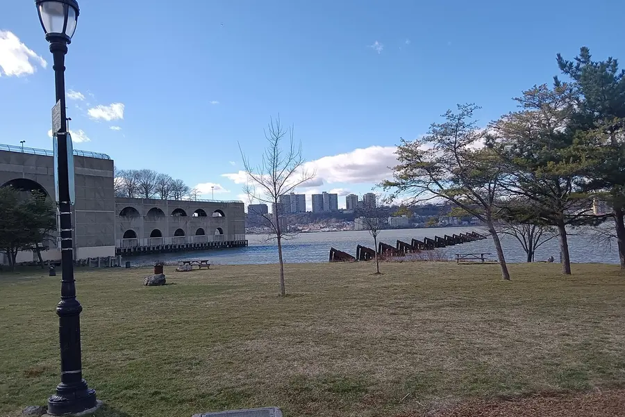 Riverside Park + Hudson River, New York City