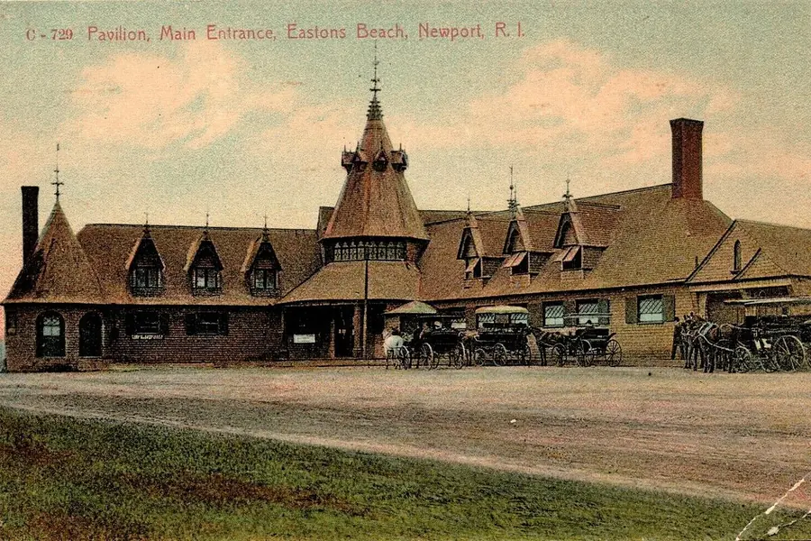 Easton's Beach, Newport