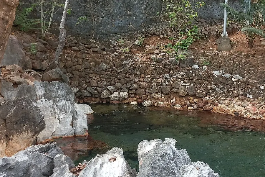 Maquinit Hot Springs, Palawan