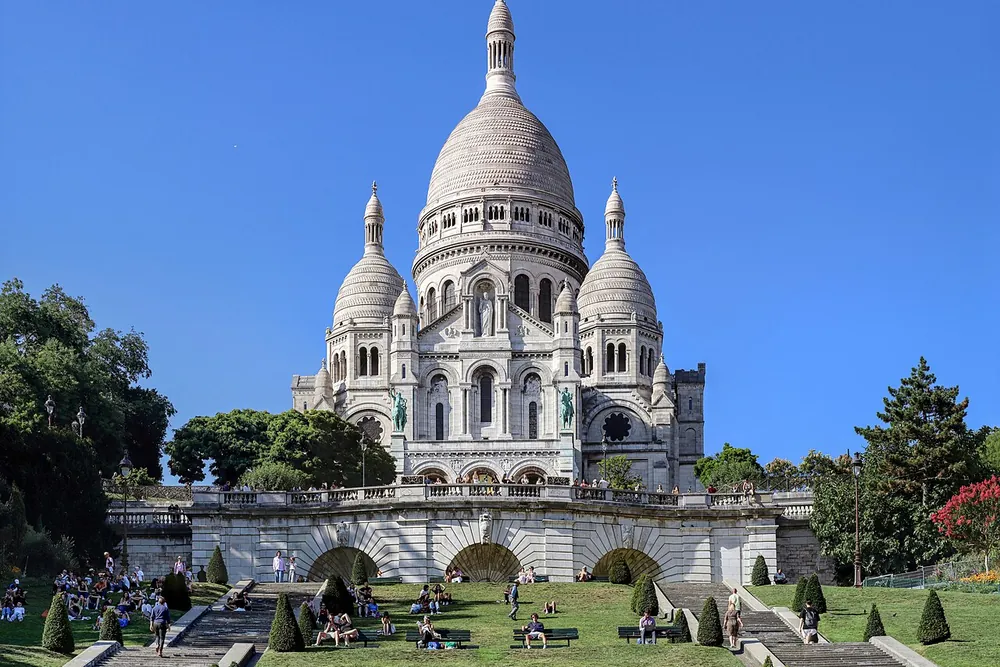 Sacré-Cœur (exterior + steps), Paris