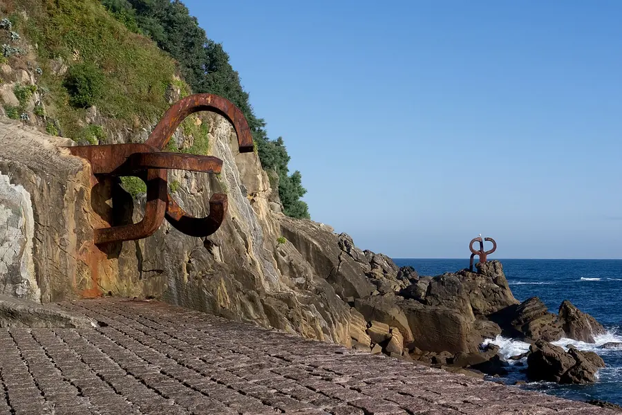 Peine del Viento, San Sebastian