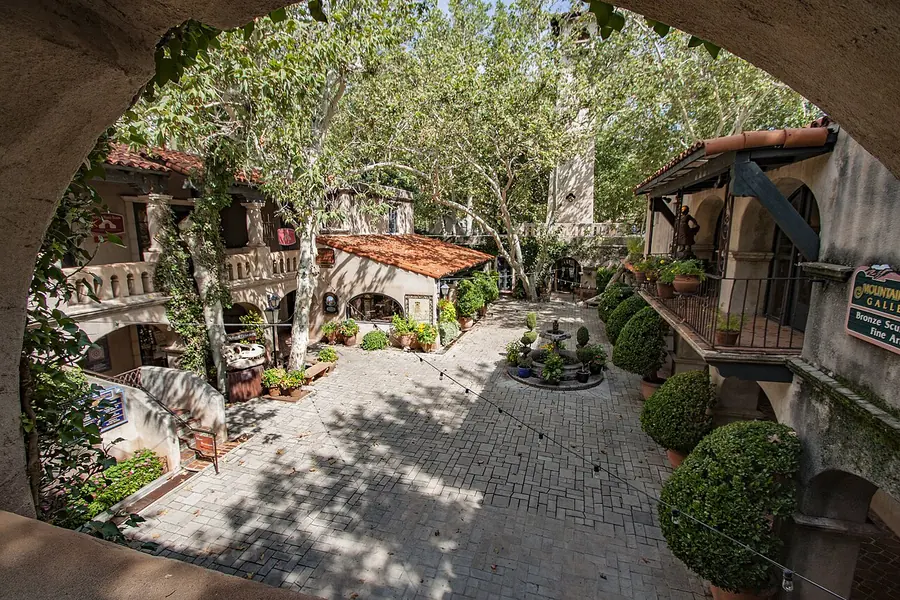 Tlaquepaque Arts & Crafts Village, Sedona