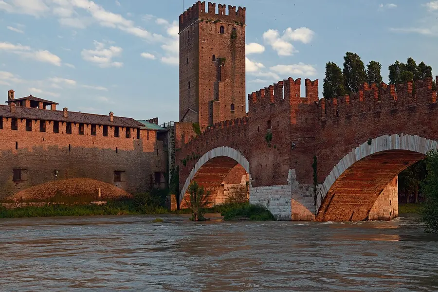 Castelvecchio & Bridge, Verona