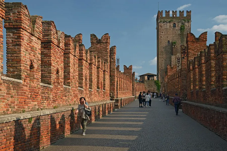 Castelvecchio & Bridge, Verona