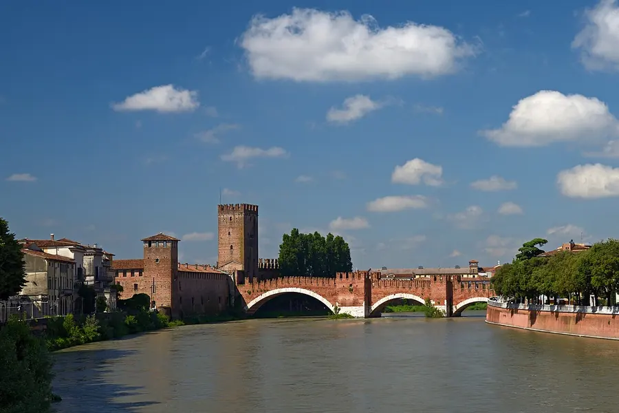 Castelvecchio & Bridge, Verona