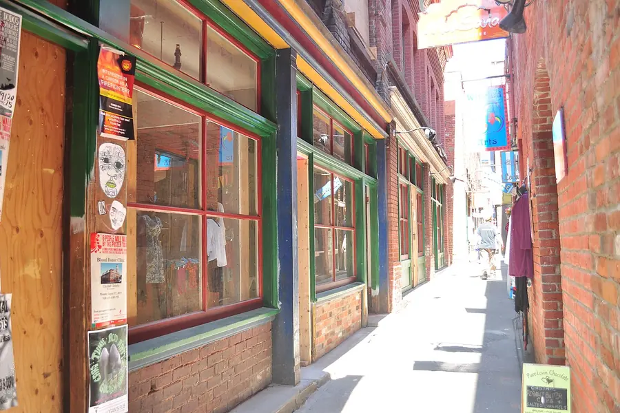 Chinatown & Fan Tan Alley, Victoria